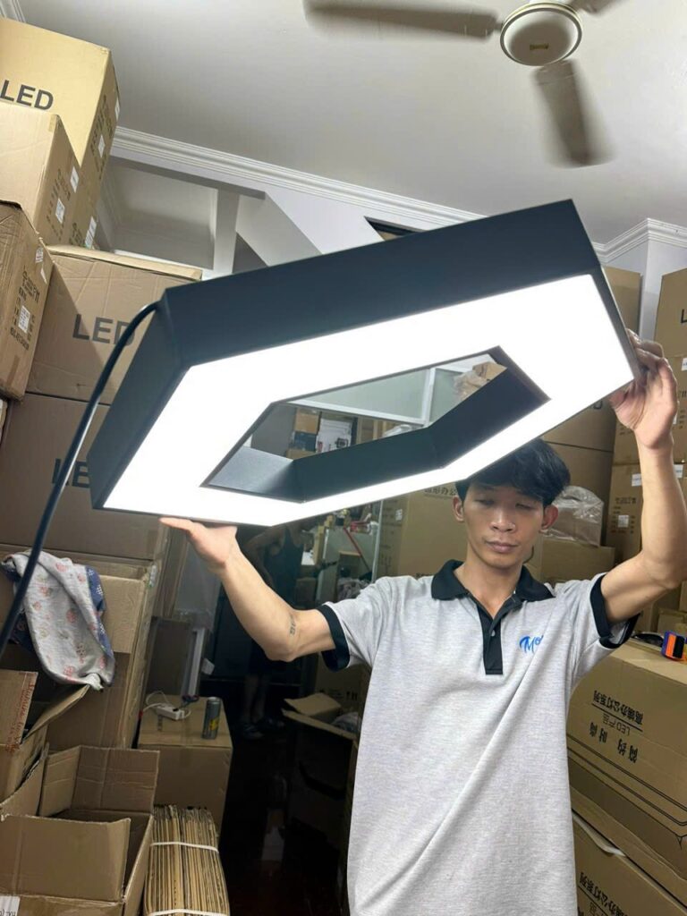 ĐÈN THẢ VĂN PHÒNG LỤC GIÁC KHUYẾT