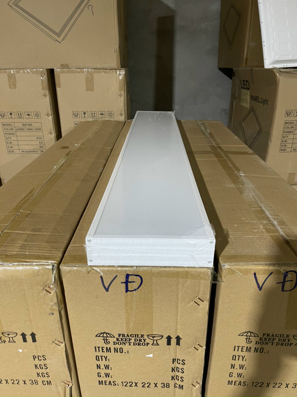 ĐÈN THẢ VĂN PHÒNG 1200x150x45