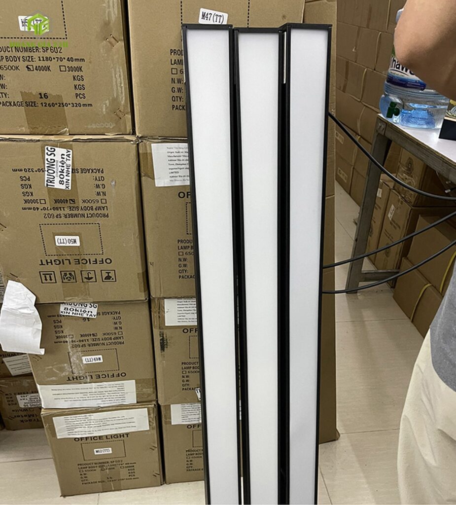 Đèn văn phòng 1200x70x40