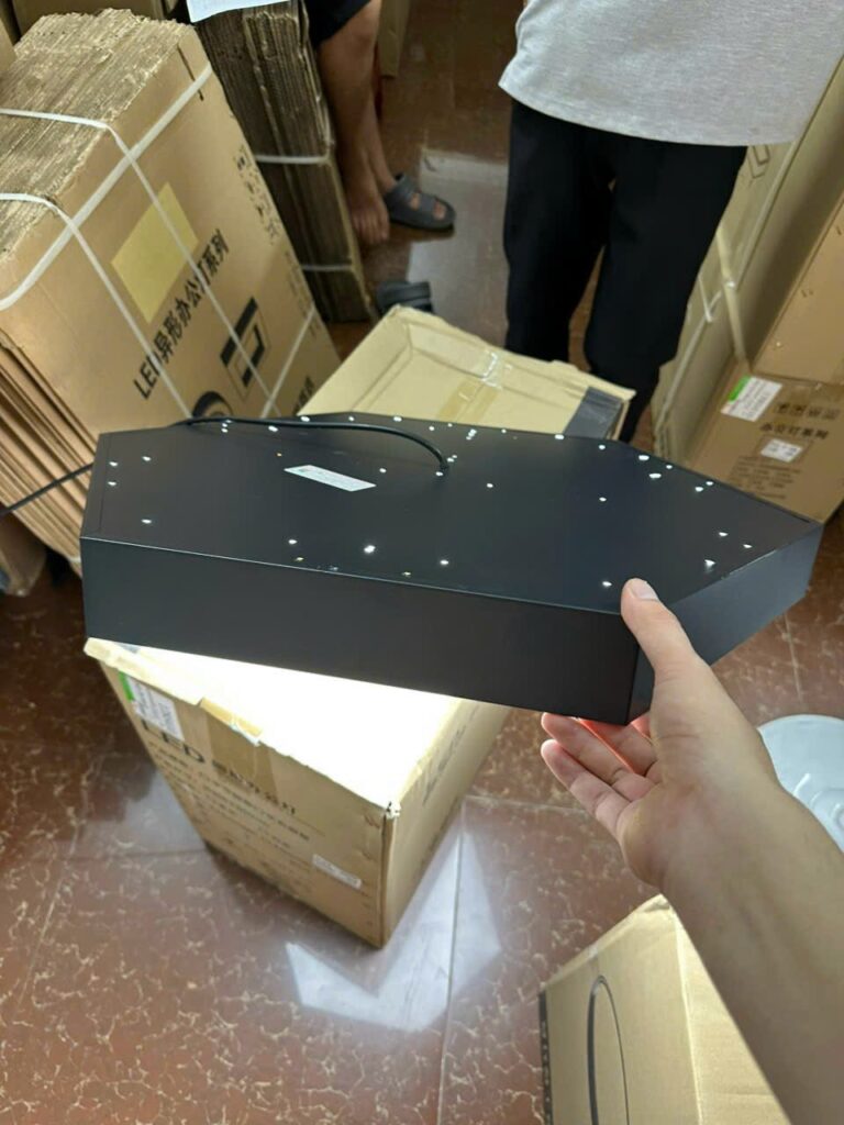 ĐÈN THẢ VĂN PHÒNG LỤC GIÁC