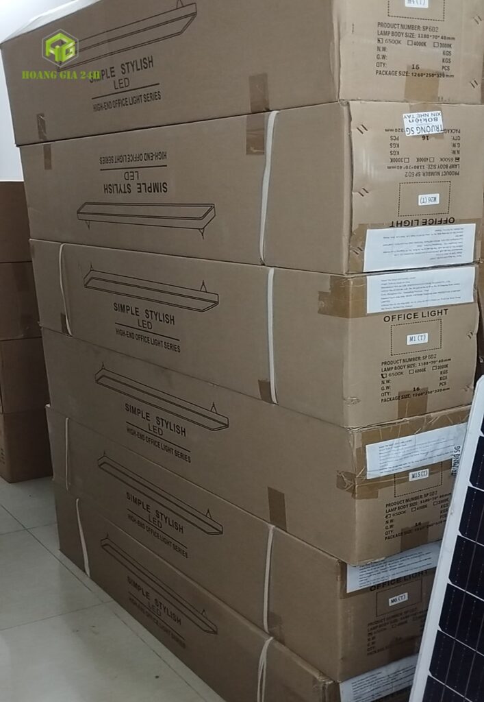 ĐÈN THẢ VĂN PHÒNG TẠI KHO